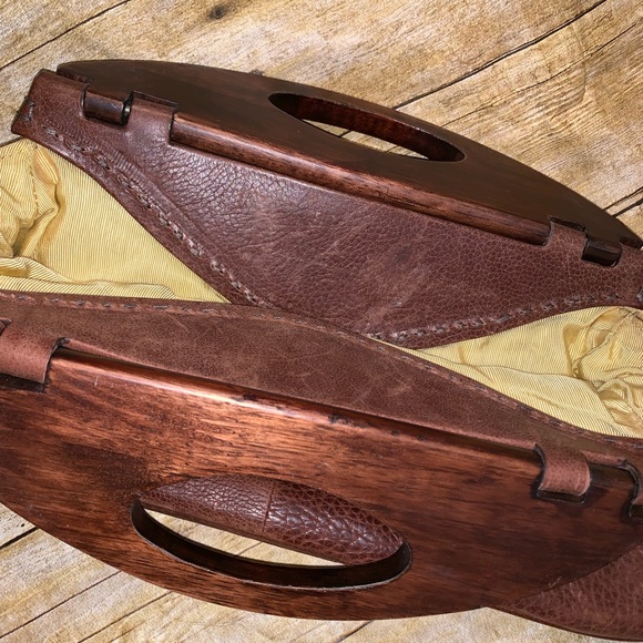 Cole Haan G Series Limited Leather Stone Clutch - Picture 3 of 8